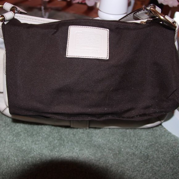 Like new Coach shoulder bag and leather 7469 - Picture 3 of 5